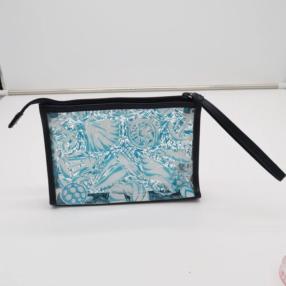 Vera Bradley Clear Beach Womens Wristlet Wallet Blue Sea Shells Distinctive - Picture 1 of 7